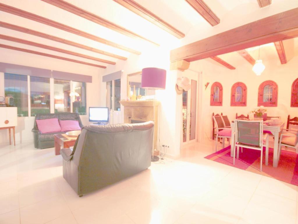 Holiday Home Anna Хавеа Экстерьер фото
